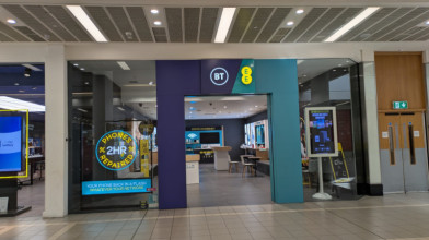 EE renew Castle court shopping centre Belfast lease